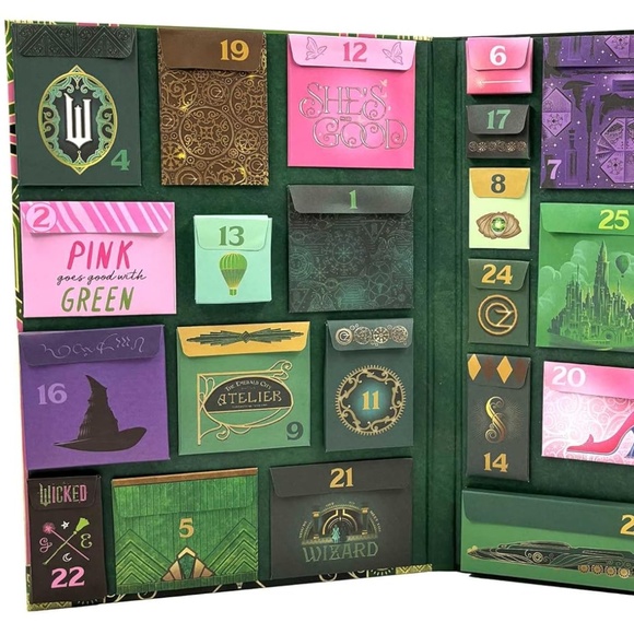 Wicked: The Official Advent Calendar: 25 Days of Surprises The Wizard Of Oz NEW! - Picture 2 of 7